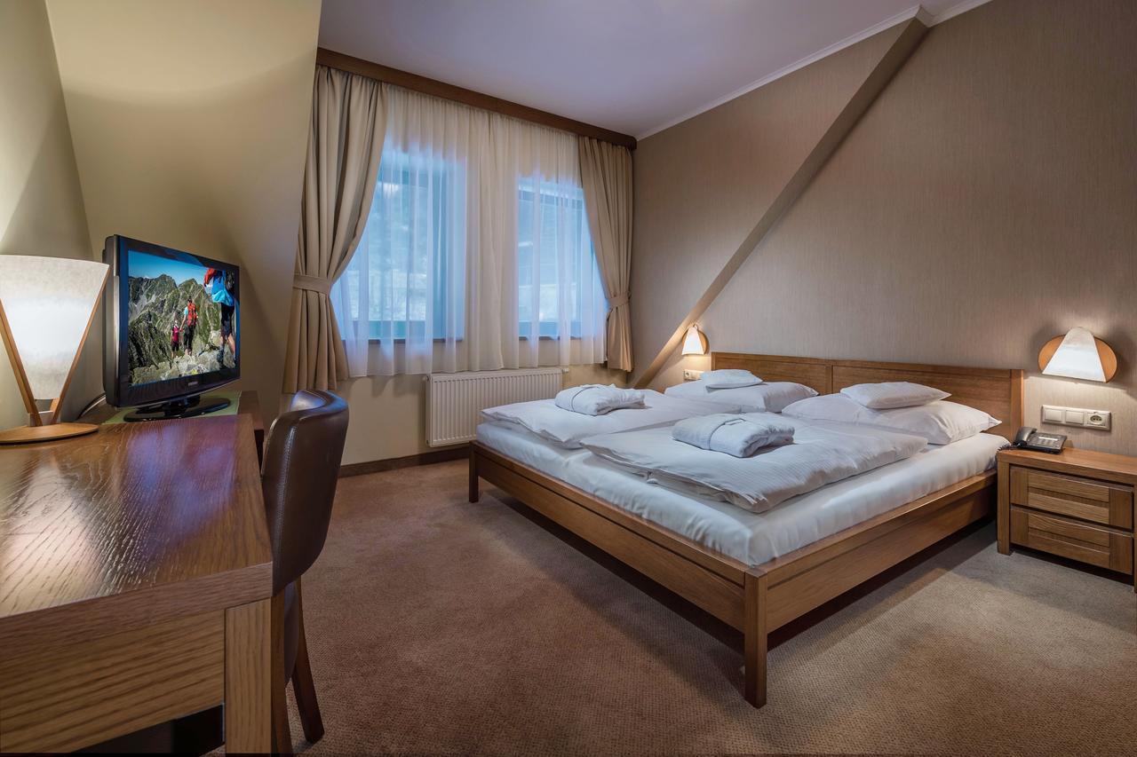 Hotel Rozsutec เทรโควา ภายนอก รูปภาพ